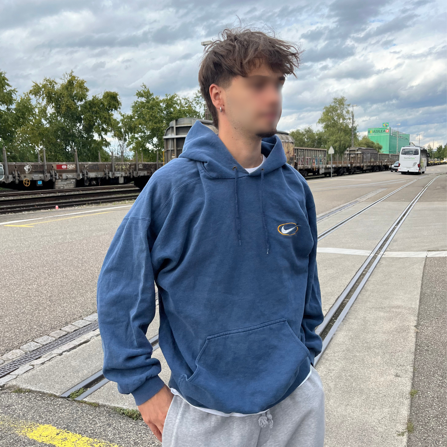 Sweat à capuche Nike Swoosh (L)