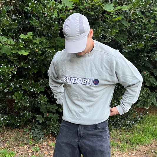 Nike Swoosh Pullover (L)